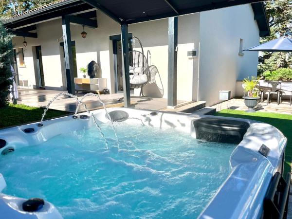 Villa des cèdres, Rezervați  Saint-Bonnet-les-Oules Rhône-Alps