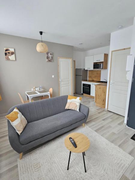 Chez Home, Rezervați  Valenciennes 