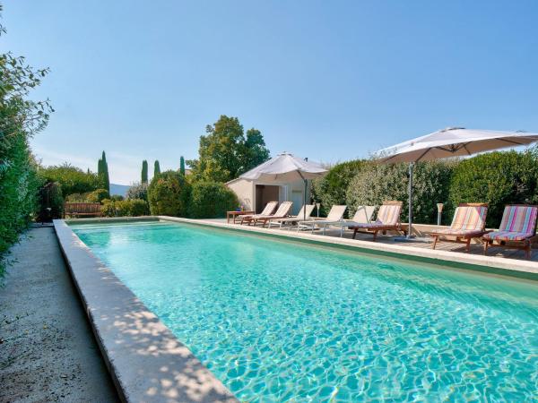 Holiday Home Villa Montagne by Interhome, Rezervați  Hoteluri în Oppede cu parcare, Parcare