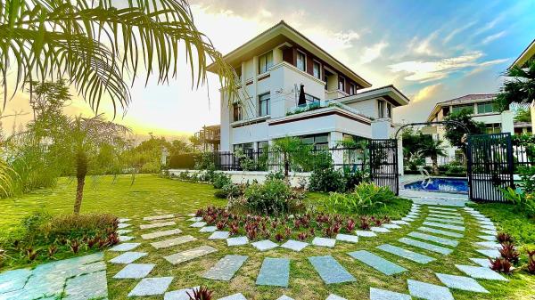 Phoenix Villas FLC Ha Long, Rezervați  Hoteluri în Quang Ninh cu parcare, Parcare
