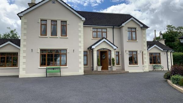 Mayrone House B&B, Rezervați  Ballybofey 
