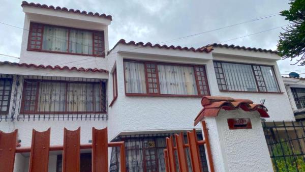Villa Santa Ines, Rezervați  Bogotá Columbia