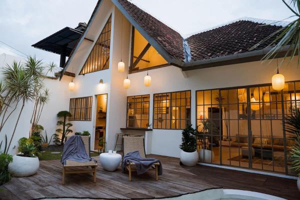 Bali Zen con Piscina Privata - Villa BECAK Canggu, Rezervați  Hoteluri în Bali cu parcare, Parcare