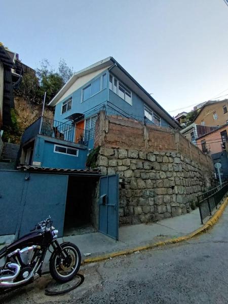 Valpito Alegre, Rezervați  Valparaíso Valparaíso