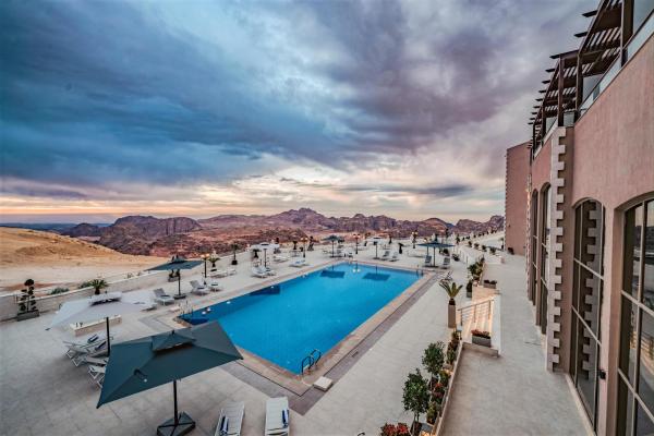 Petra Pillars Luxury Hotel, Rezervați  Hoteluri în Petra cu piscină, Piscină