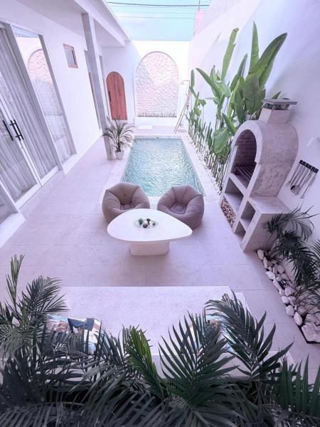 Luxury Villa Grand Sanur, Rezervați  Hoteluri în Bali cu parcare, Parcare