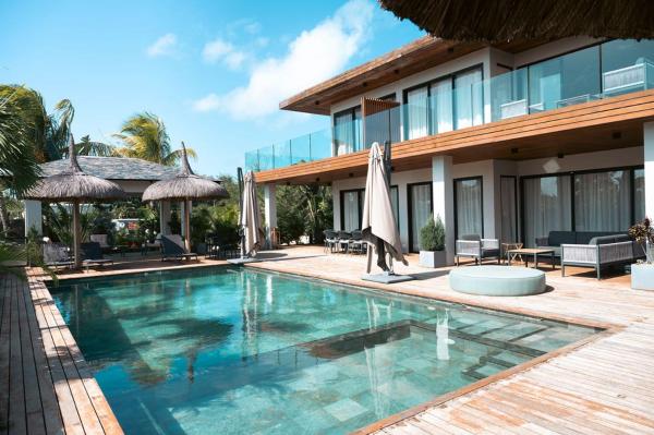 Villa Sun, Rezervați  Hoteluri în Calodyne cu piscină, Piscină