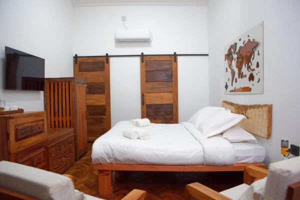 Malagasy Grace Résidence, Rezervați  Hoteluri în Analamanga cu parcare, Parcare