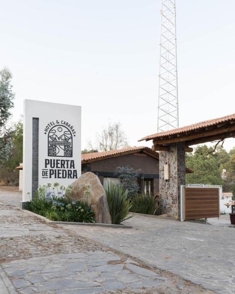 Hotel Puerta de Piedra, Rezervați  Hoteluri în Jalisco cu parcare, Parcare