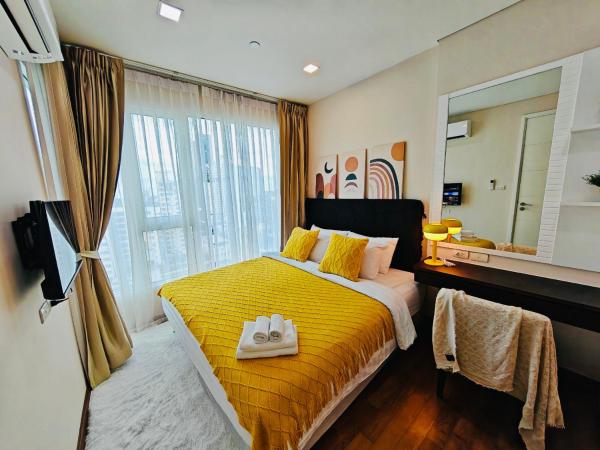 Downtown, Cozy 1BR, 48sqm, Middle of ThongLo, High Floor, Pool, Gym, Fast Wifi, Rezervați  Hoteluri în Central Thailand cu piscină, Piscină