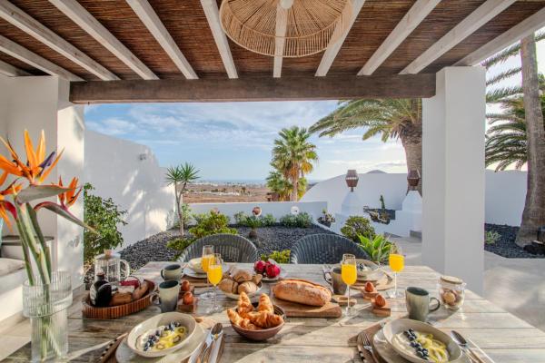 Villa Katya by Villalize, Rezervați  Hoteluri în Canary Islands cu parcare, Parcare