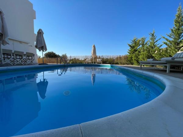 Villa Cacasa , Peaceful 4-Bedroom Villa with Private Pool, Rezervați  Khoumérion Rethymno Regional Unit