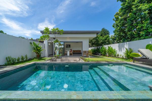 Casa de River Nyanyi - 2BR Villa Private Pool with River and Jungle View, Rezervați  Munggu Bali
