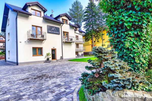 Willa Bianka, Rezervați  Hoteluri în Silesia cu parcare, Parcare