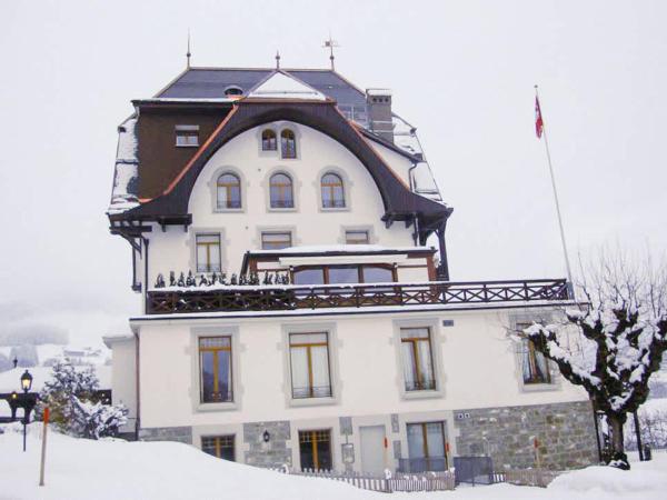 Charming Swiss Village Home With Pool Spa, Rezervați  Hoteluri în Vaud cu piscină, Piscină