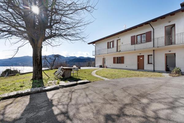 Casa Vacanza da Zia Piera, Rezervați  Hoteluri în Piemont cu piscină, Piscină