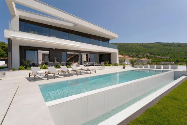 Design Villa Diagonal - Tranquil sea view escape, Rezervați  Hoteluri în Diminići cu piscină, Piscină