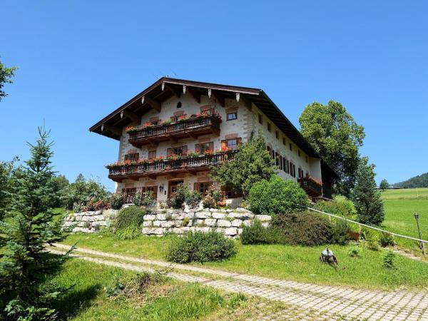 Gästehaus Hausenbauer, Rezervați  Hoteluri în Bavaria cu parcare, Parcare