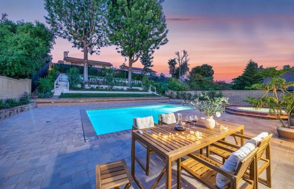 Luxe Sundance Villa 3BR with Pool and Spa Near Disney, Rezervați  Pomona Los Angeles Metropolitan Area