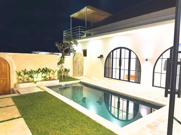 Villa Nata, Rezervați  Hoteluri în Badung cu piscină, Piscină