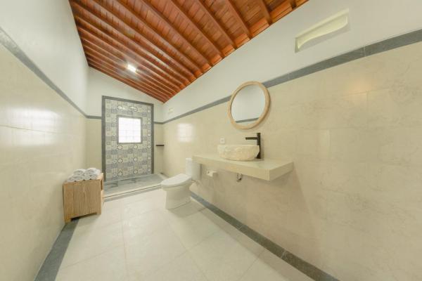 Villa purana, Rezervați  Hoteluri în Bali cu parcare, Parcare