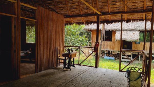 Castaña Amazon Park, Rezervați  Hoteluri în Madre de Dios cu parcare, Parcare