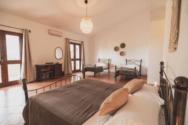 Anima Hotel Sardinia, Rezervați  Hoteluri în Fluminimaggiore cu parcare, Parcare