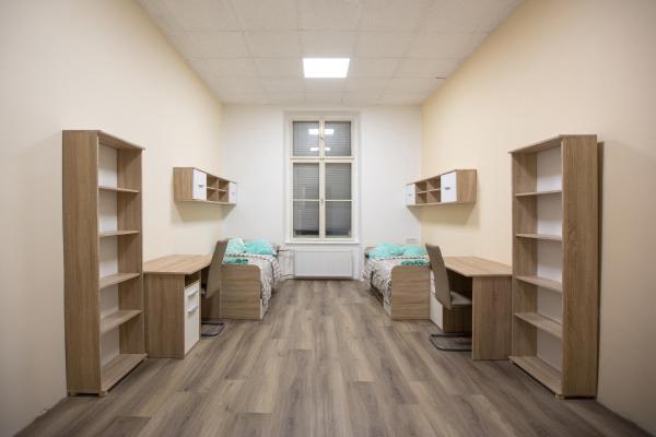 MINIDORM ROOMS IN HEART OF CITY CENTER, Rezervați  Maribor 