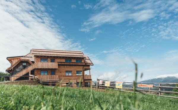 Hiasl Zirbenhütte, Rezervați  Hochrindl 