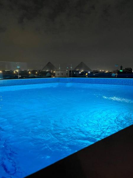 M Pyramids hotel, Rezervați  Hoteluri în Cairo cu piscină, Piscină