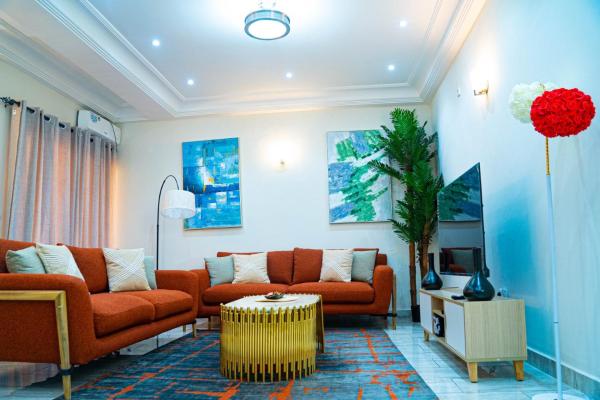 Modern Chic Apart, Rezervați  Kofa Camerun