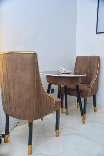 Akolog Apartment, Rezervați Apartament Mosan Lagos