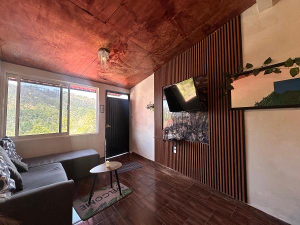 El Refugio del Viajero, Rezervați  Mineral del Chico Hidalgo