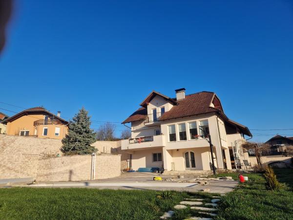Villa Dubravka, Rezervați  Kladje Zagreb