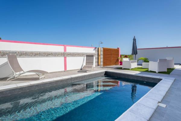 Villa Guenaslo 2, Rezervați  Hoteluri în Grande-Terre cu parcare, Parcare