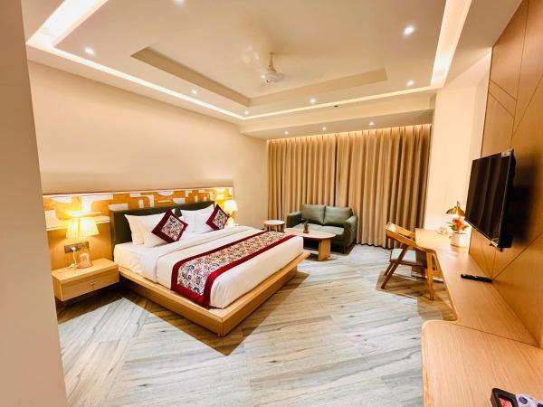 Hotel Lavit Signature Suites, Rezervați  Hoteluri cu SPA în Haryana, SPA