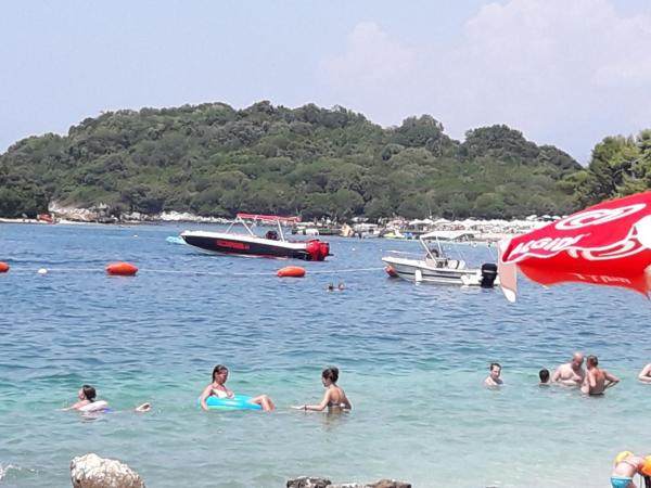 Vila Oscar, Rezervați Hotel Ksamil Vlorë County