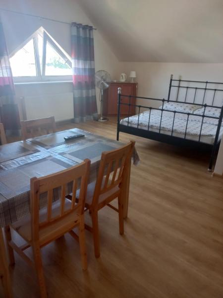 Robi pokoje i apartament, Rezervați  Łeba 