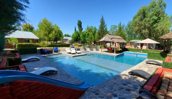 Complejo Ermitazh, Rezervați  Hoteluri în Mendoza cu piscină, Piscină