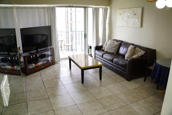 Waikiki condo 2 bedroom FREE parking 4beds, Rezervați  Waikiki Honolulu