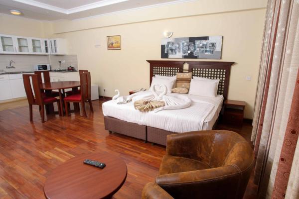 Cranes Suites Hotel, Rezervați  Kitale Trans-Nzoia