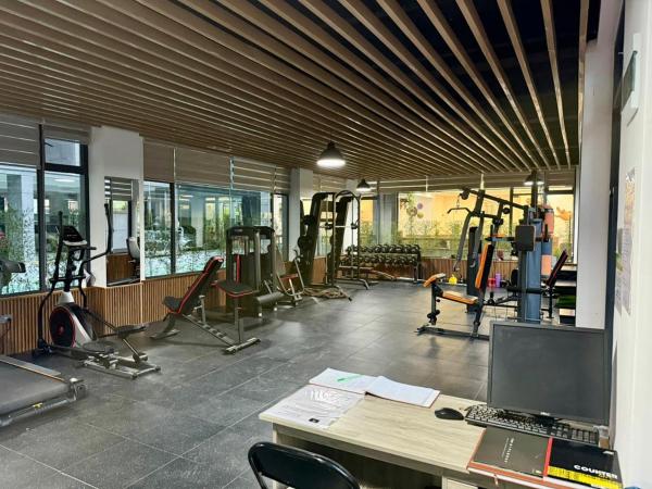 luxurious fully furnished two bedroom apartment with swimming fully equipped gym ample parking space children playing ground area and amazing city views, Rezervați Apartament Nairobi Nairobi, lângă iHub