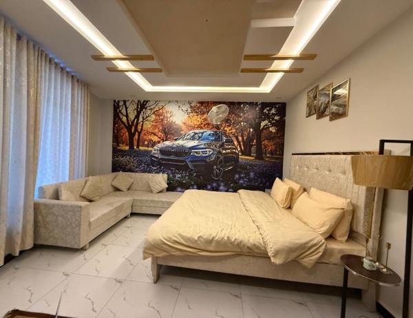 Grand Tourer Askari Lodges Darya Gali, Murree, Rezervați  Hoteluri în Murree cu parcare, Parcare