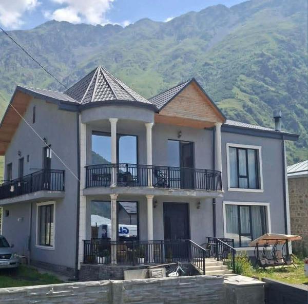 CDO guesthouse, Rezervați  Hoteluri în Itʼkhvisi cu piscină, Piscină