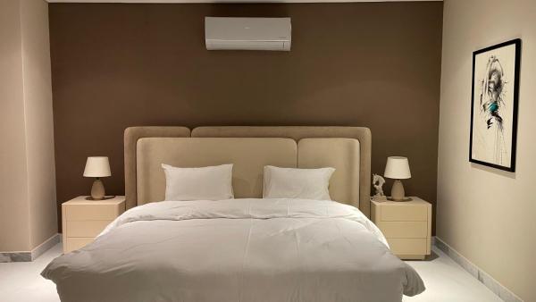 MM Alam - Luxury One Bed Apartment, Rezervați Apartament Hoteluri în Lahore cu piscină, lângă Pace Shopping Mall, Piscină