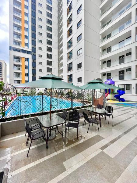 modern classy executively furnished three bedroom apartment with modern finishes ,swimming pool, fully fitted gym ,breathtaking city views and close proximity to major shopping malls and gourmet restaurants, Rezervați Apartament Hoteluri în Nairobi cu piscină, Piscină