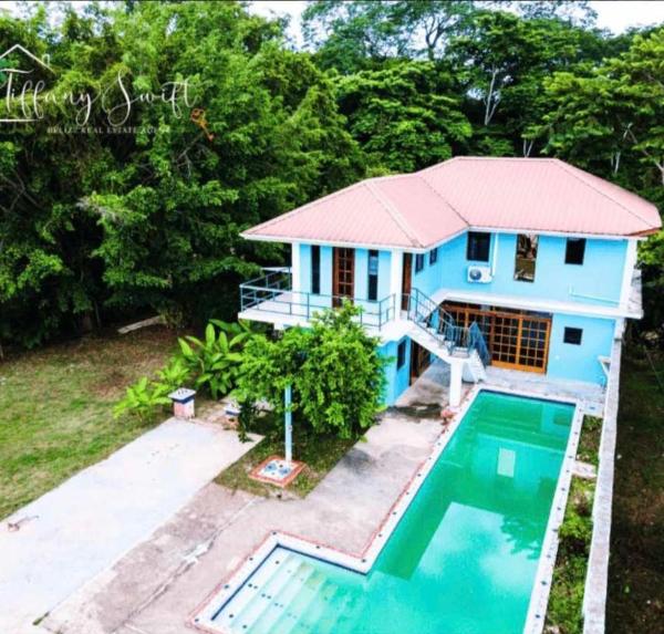 Crown Jewel Eco Villa, Rezervați  San Ignacio & Santa Elena Cayo