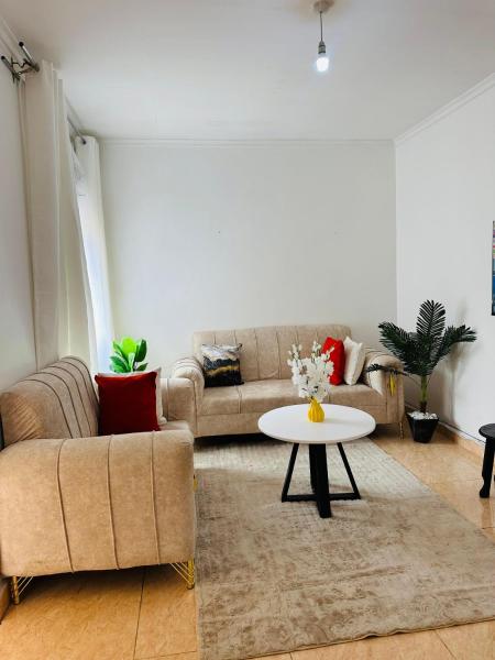 Hawi Homes-Near Reale Hospital, Rezervați  Hoteluri în Uasin Gishu cu parcare, Parcare