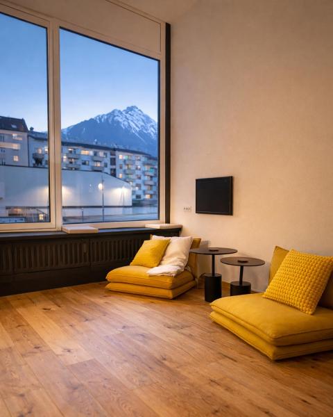 Microloft City Innsbruck, Rezervați  Innsbruck Airport 