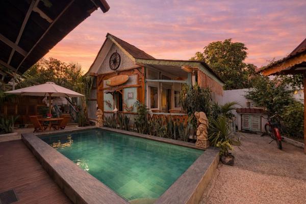 Villa Santai, Rezervați  Hoteluri în Lombok cu piscină, Piscină